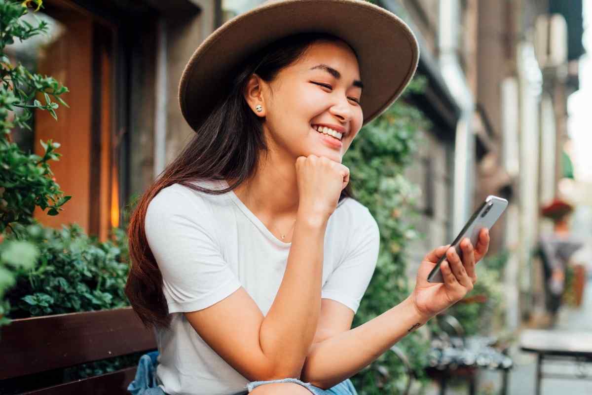 How To Text An Aries Woman