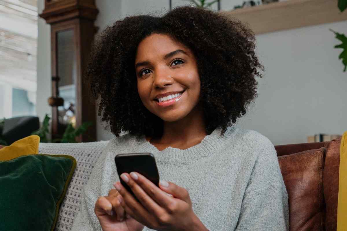 How To Text A Leo Woman