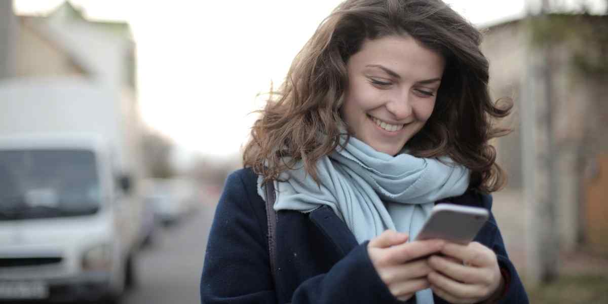 How To Text A Pisces Woman