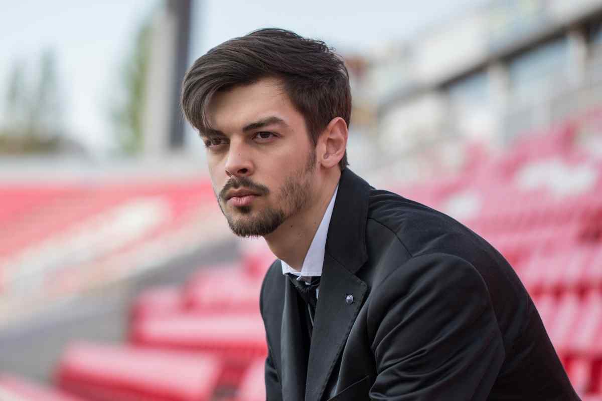 8 Signs That A Gemini Man Is Falling For You