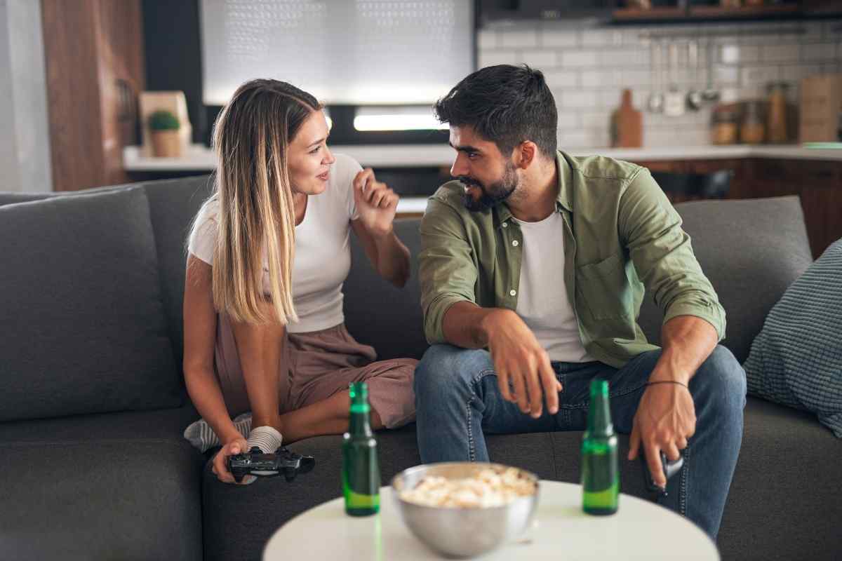 She Keeps Emotional Distance