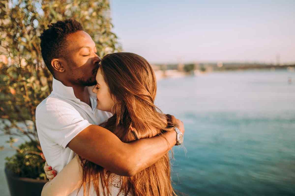 Sagittarius Man Kissing Style